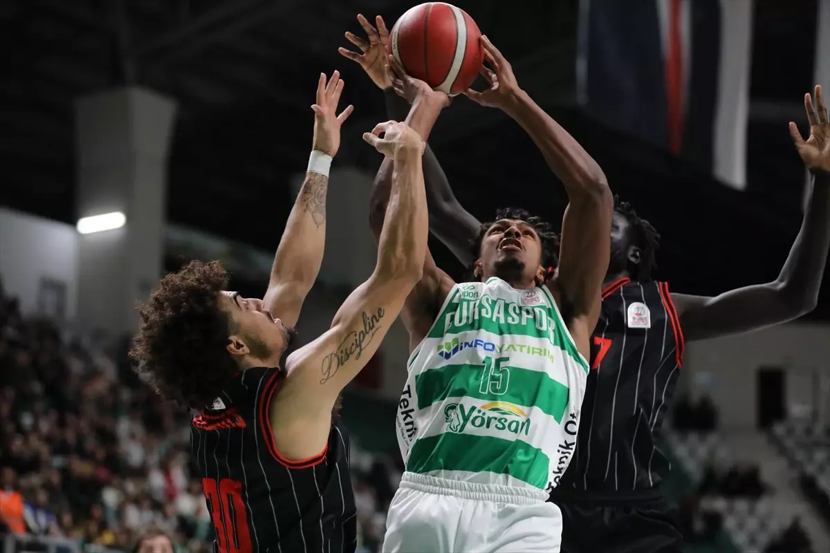 Manisa Basket Bursaspor’u Yendi