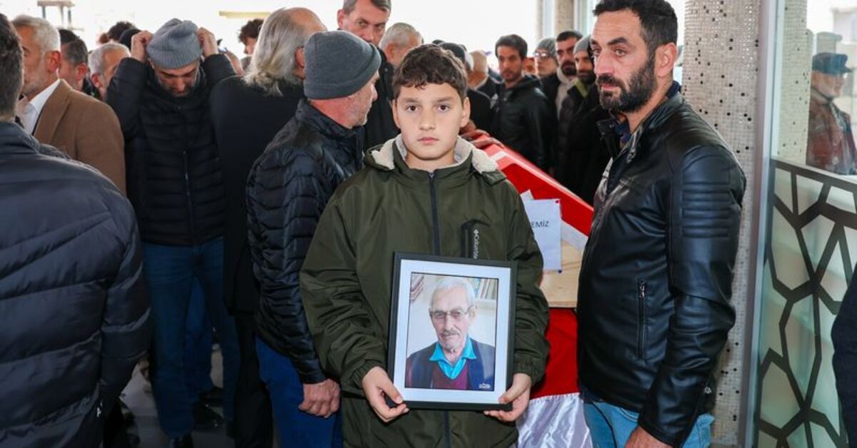 Rizeli Kıbrıs gazisi son yolculuğuna uğurlandı