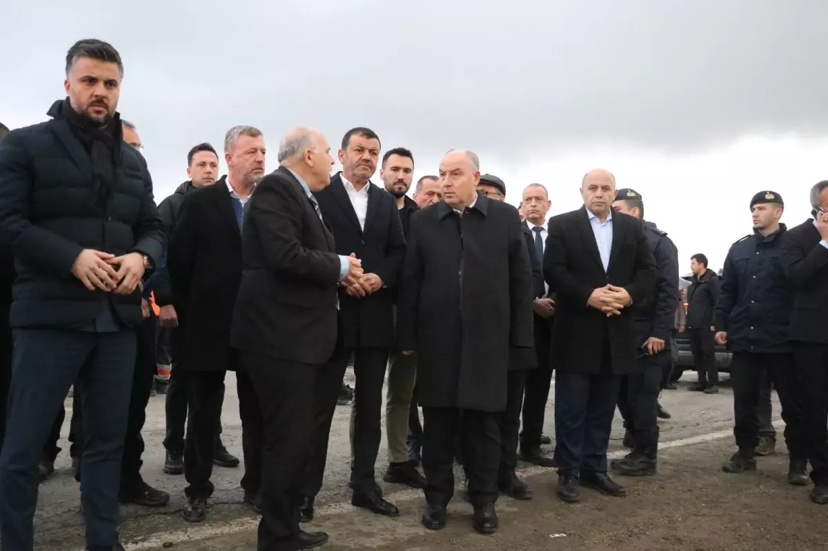 Denizli’de Üzücü Kaza: 2 Ölü, 26 Yaralı